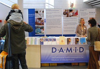 Mitgliederversammlung des DAMiD:  Neuer Vorstand gewählt