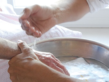 Handwaschung in Anthroposophischer Pflege